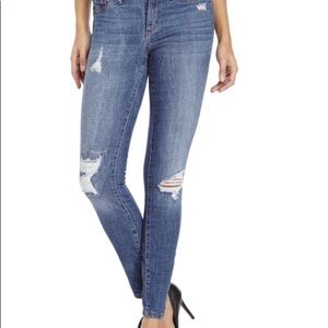 💫 Jessica Simpson Distressed Super Skinny Jeans